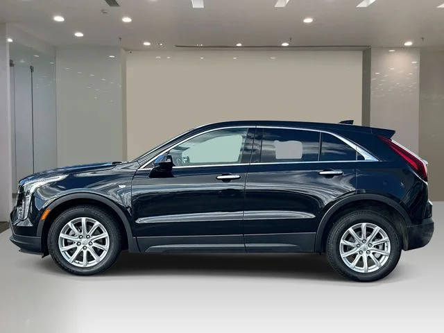 Used 2022 Black Cadillac Luxury image 2