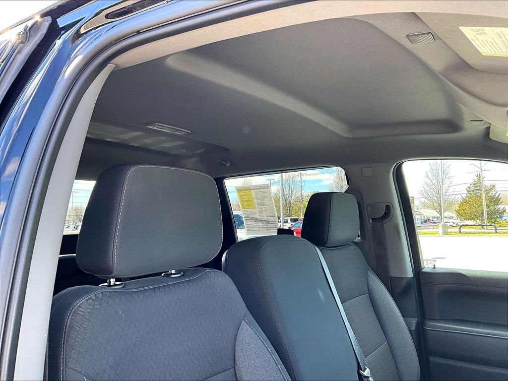 Used 2021 Onyx Black GMC Elevation image 22