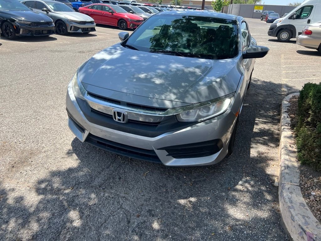 Used 2017  Honda LX-P image 3