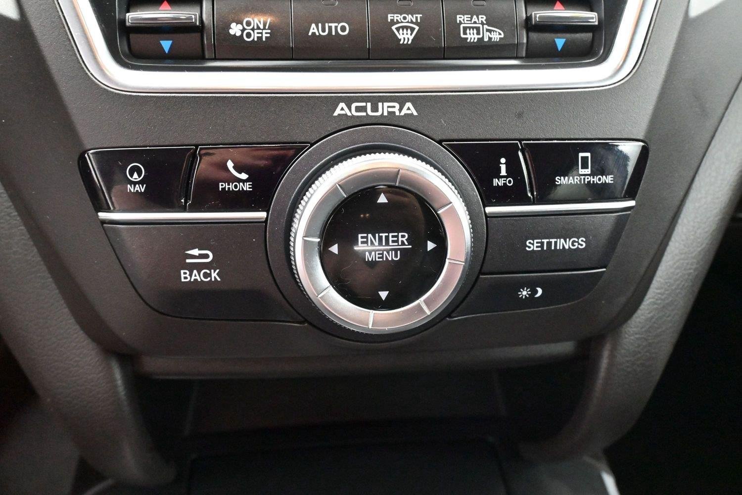 Used 2018 White Diamond Pearl Acura w/Technology Pkg image 30