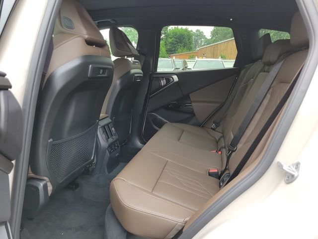 New 2026 Beige BMW 30 xDrive image 17