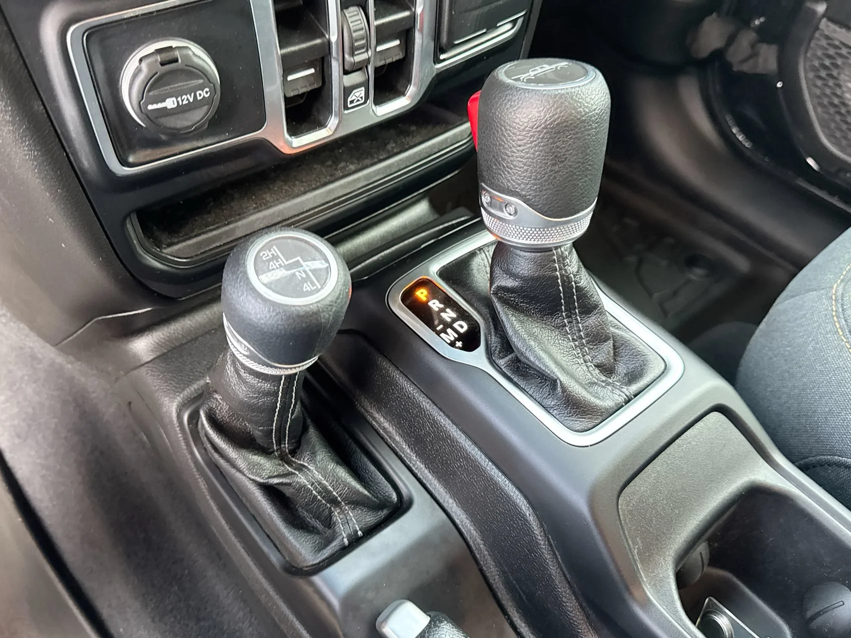 Used 2025 Black Clearcoat Jeep Nighthawk image 19