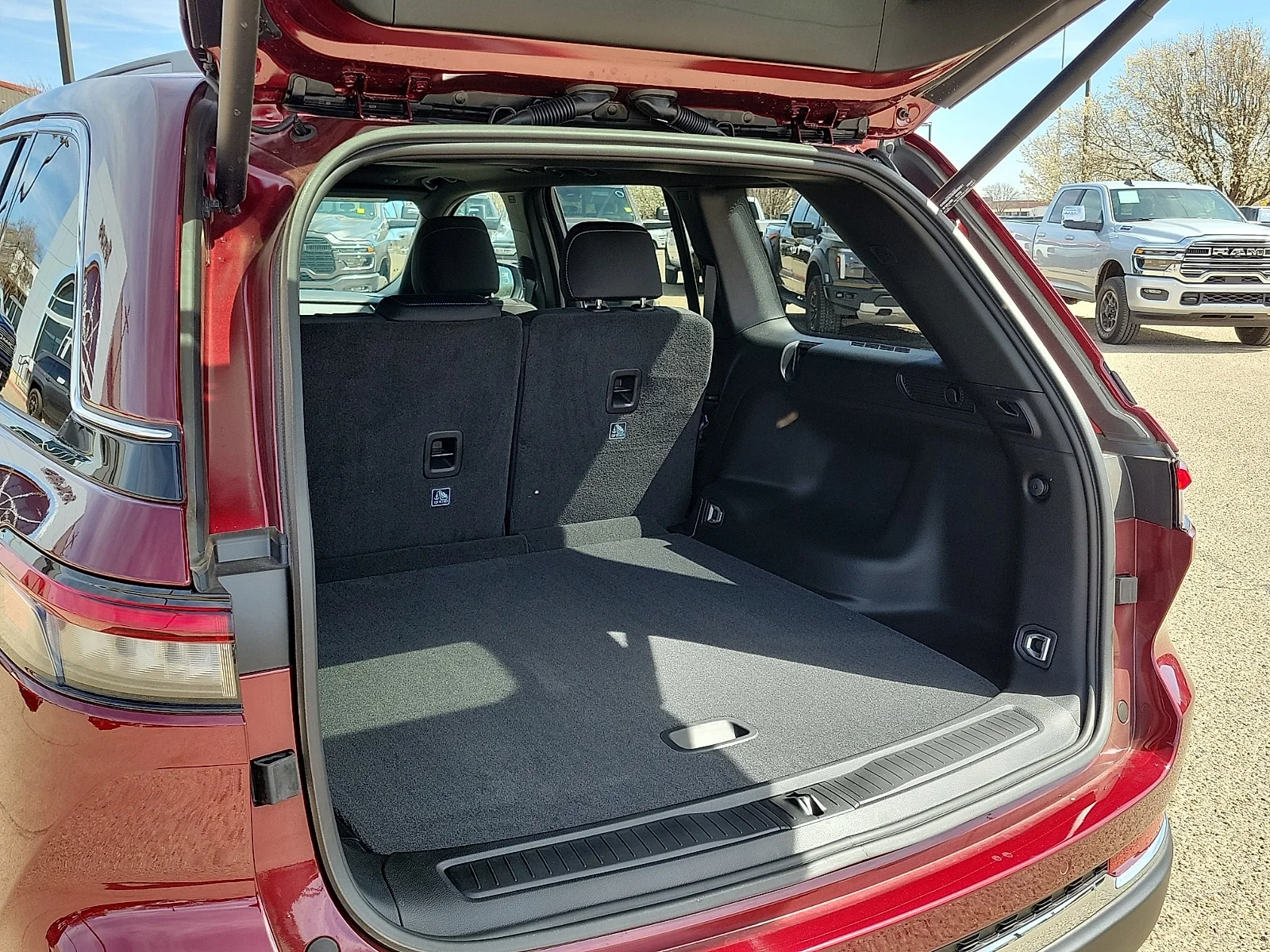 New 2026 Velvet Red Pearlcoat Jeep LAREDO X 4X4 image 7