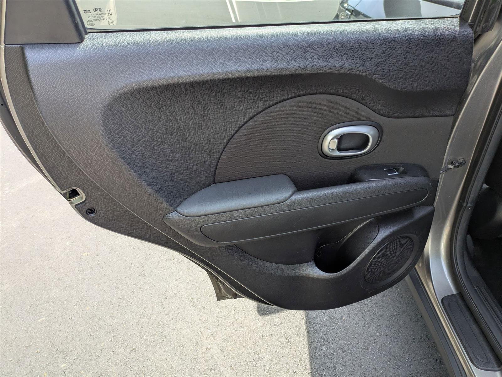 Used 2018 Titanium Gray Kia + image 29