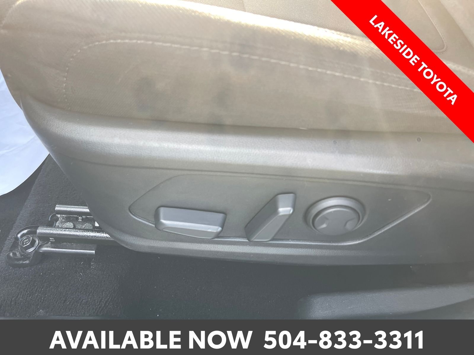 Used 2024 Silver Hyundai SEL image 26