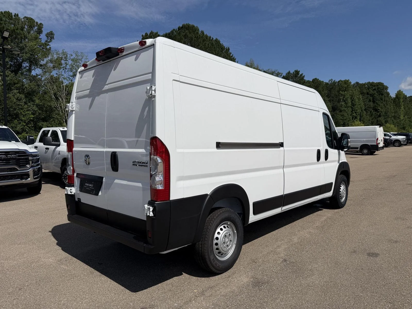 New 2026 Bright White Clear-Coat Exterior Paint RAM Tradesman image 6