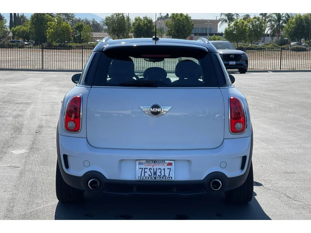 Used 2014 Light White MINI S image 5