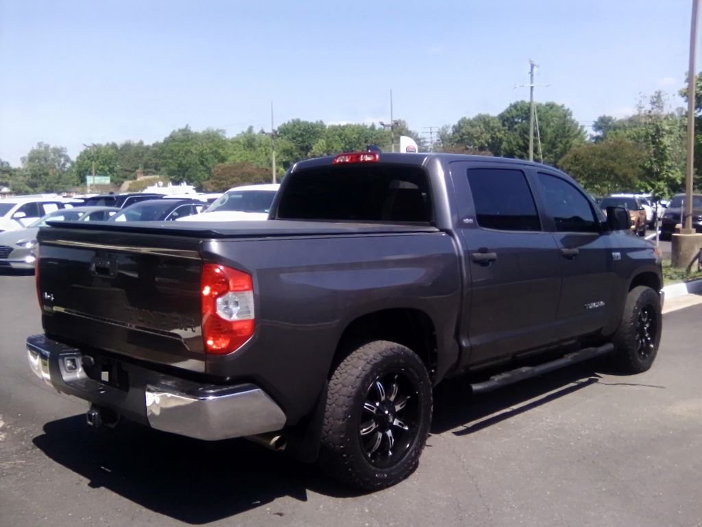 Used 2020 Gray Toyota SR5 image 4