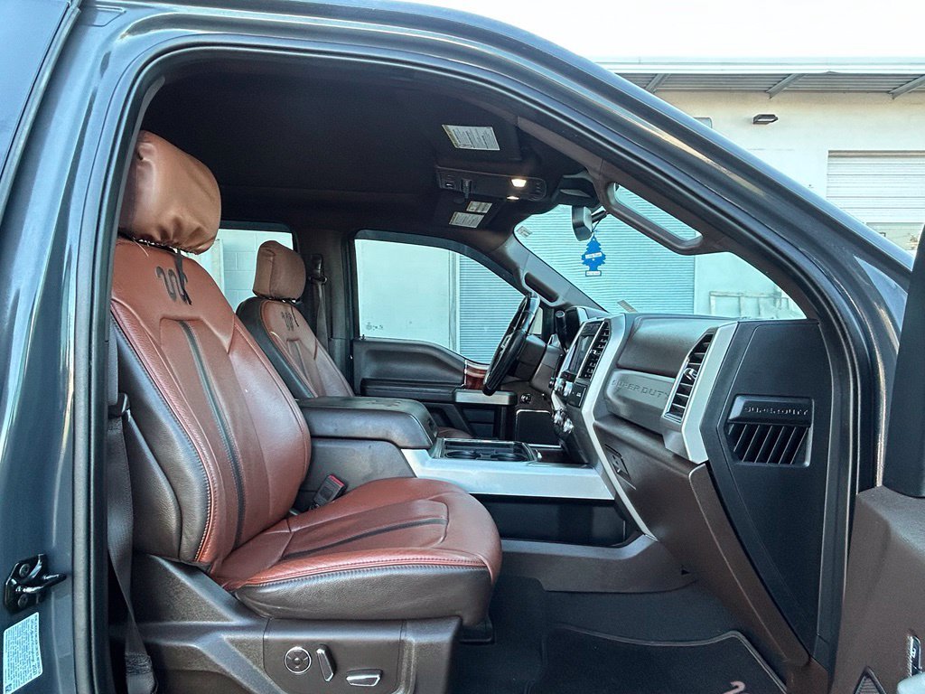 Used 2021 Gray Ford King Ranch image 25