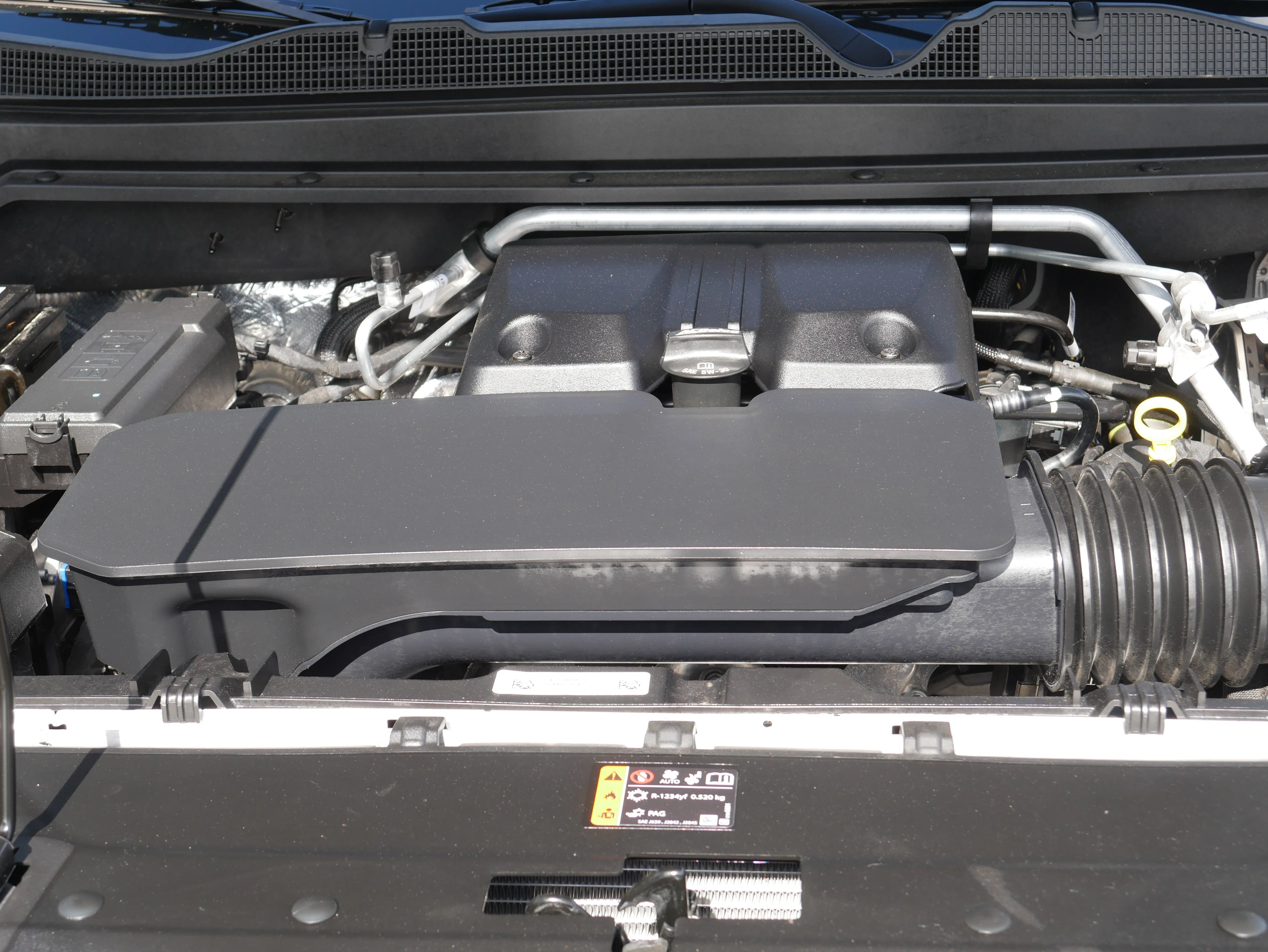 2024 Chevrolet Colorado LT - Photo 11