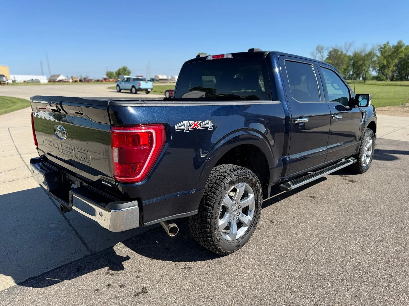 Certified Used 2023 Antimatter Blue Metallic Ford XLT image 7