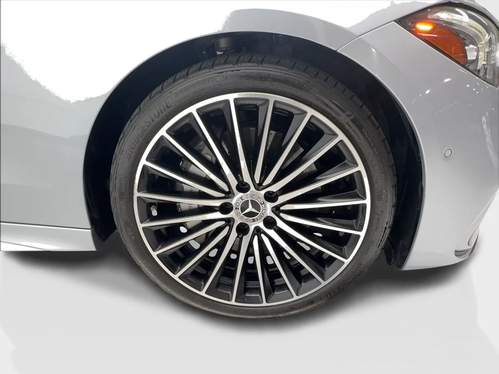 Used 2023 Silver Mercedes-Benz C 300 image 13