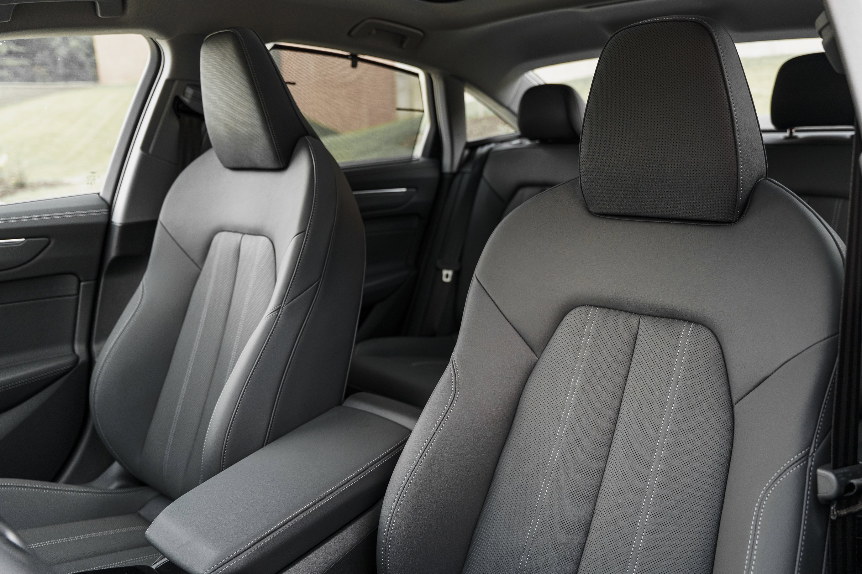 New 2026 Daytona Gray Pearl Effect Audi Premium Plus image 22