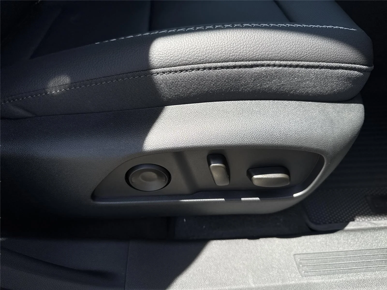 New 2026 Ebony Twilight Metallic GMC Denali image 12