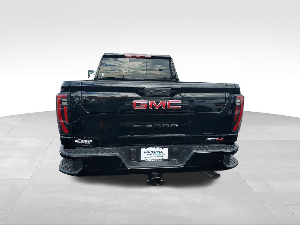 New 2026 Onyx Black GMC AT4 image 4