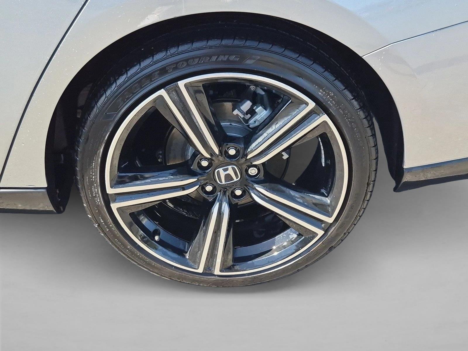 Used 2025 Solar Silver Metallic Honda Sport image 15