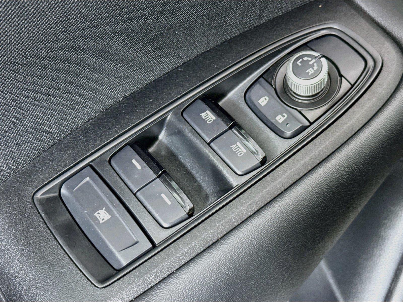 Used 2022 Crystal White Pearl Subaru Premium image 28