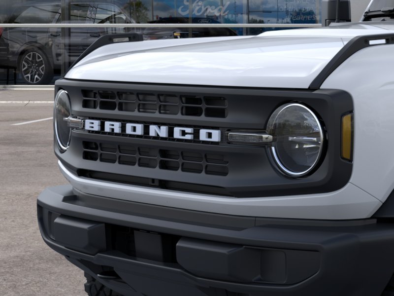 2025 Ford Bronco 4-Door Base - Photo 19