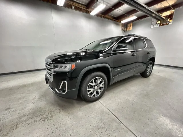 Used 2023 Black GMC SLT image 4