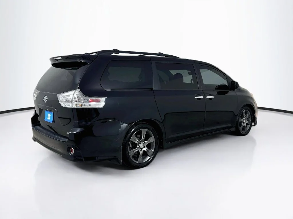 Used 2016 Midnight Black Metallic Toyota SE image 7