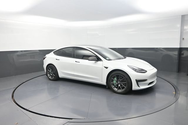 Used 2022  Tesla Long Range image 20