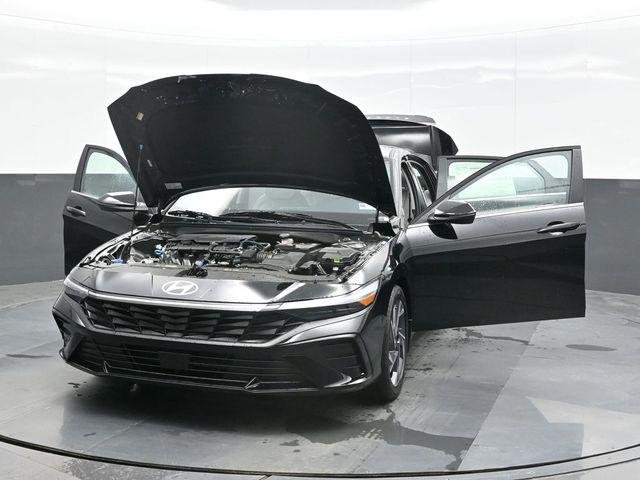 New 2026 Black Hyundai Limited image 30