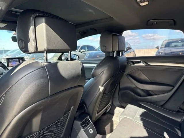 Used 2018 Daytona Gray Pearl Effect Audi 2.0T Premium Plus image 10