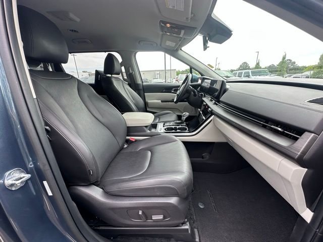 Used 2024 Blue Kia SX image 29