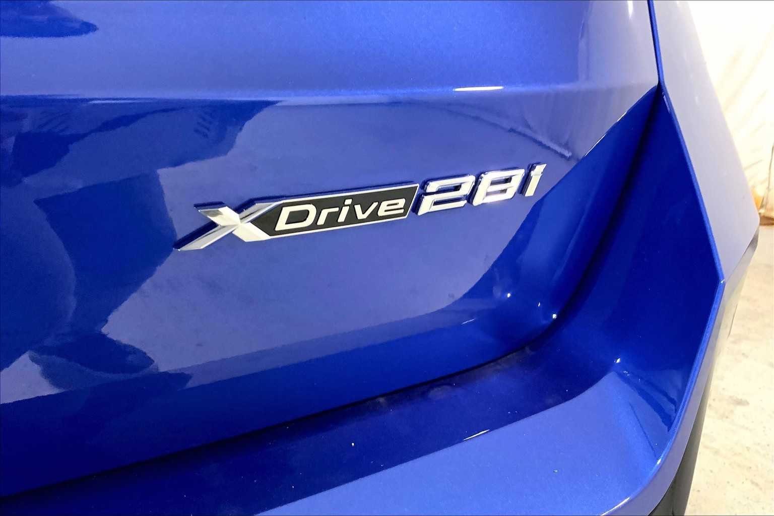 New 2026 Portimao Blue Metallic BMW xDrive28i image 15