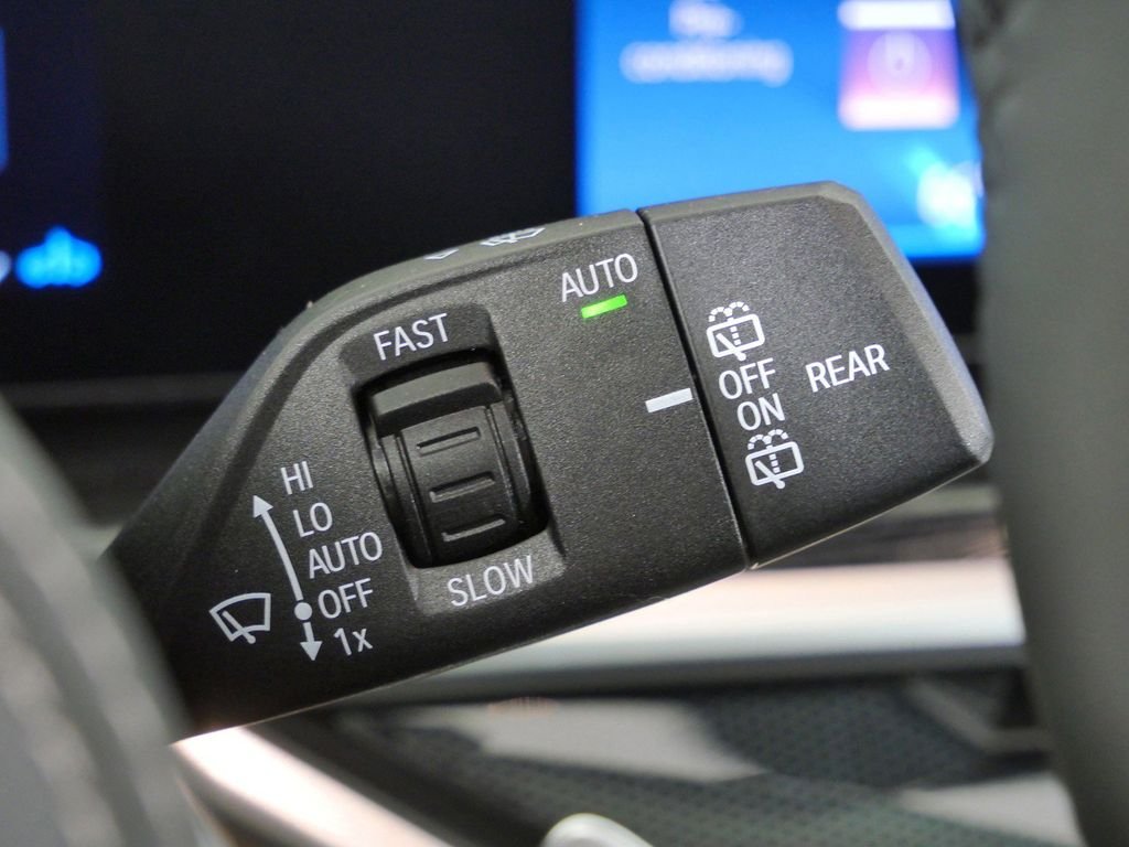 New 2026 Alpine White BMW xDrive40i image 48