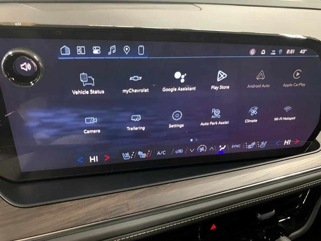 2026 Chevrolet Suburban Premier - Photo 37