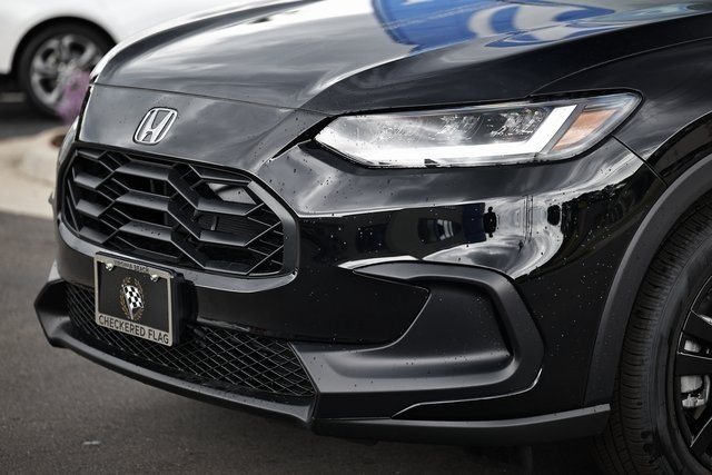 2026 Honda HR-V Sport photo 2