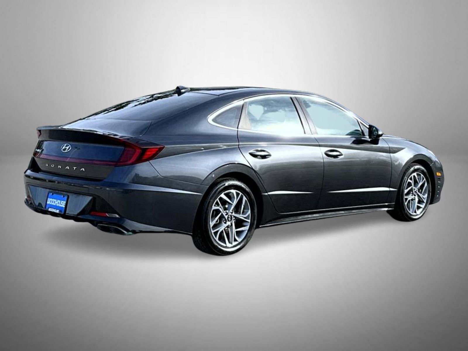 Used 2021 Gray Hyundai SEL image 5