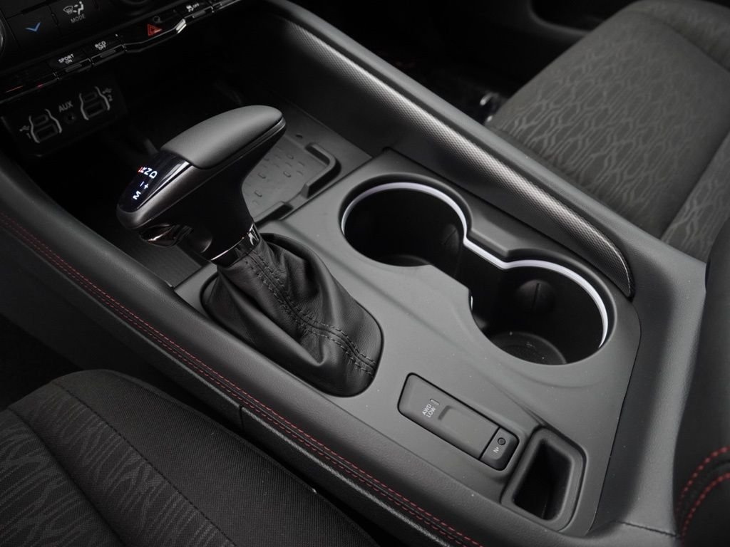 New 2026 White Knuckle Clear-Coat Exterior Paint Dodge GT HEMI V8 image 18