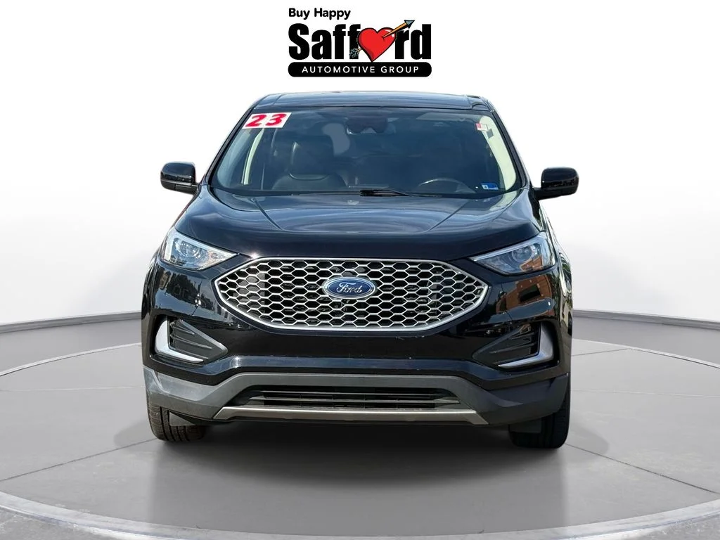 Used 2023 Black Ford SEL image 7