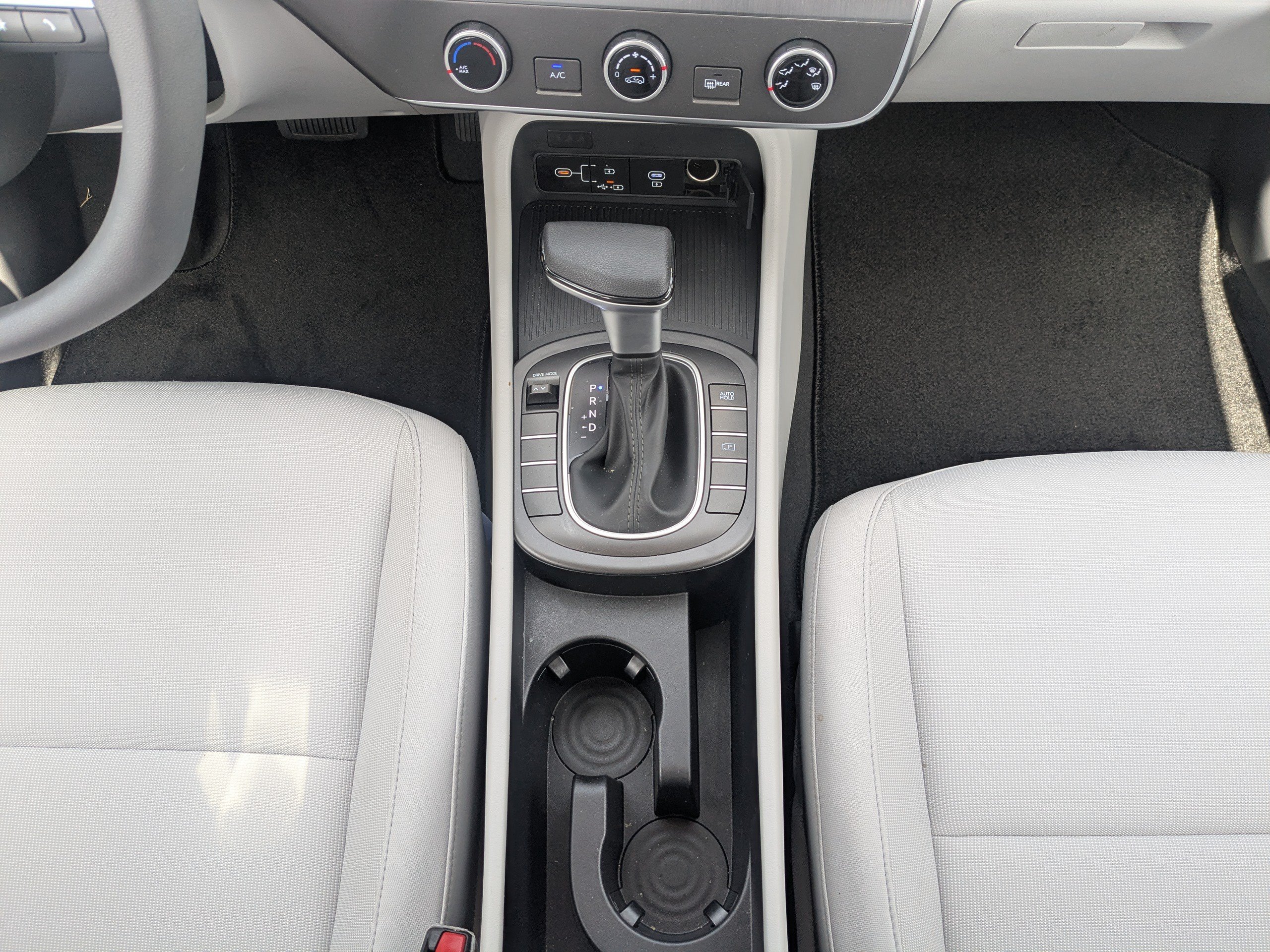 New 2026 Abyss Black Pearl Hyundai SE FWD image 21