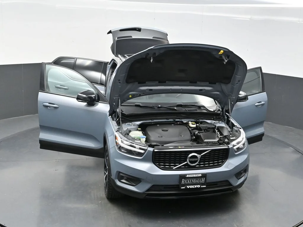 Used 2021 Thunder Gray Metallic Volvo R-Design image 35
