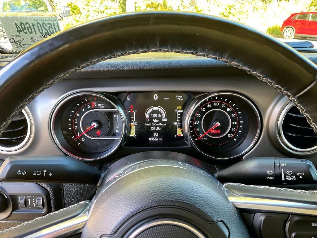 Used 2021 Gray Jeep Rubicon image 15