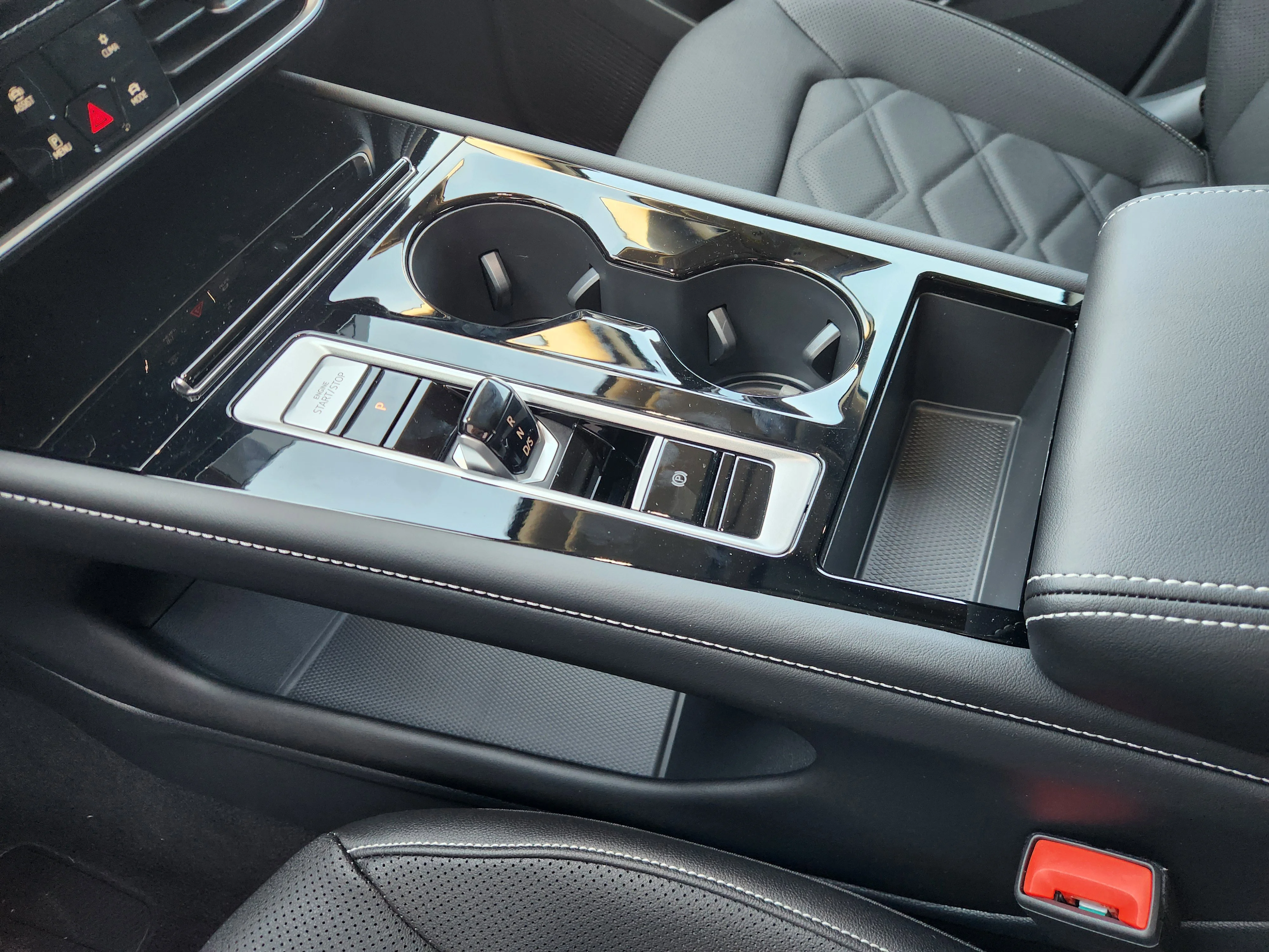 2026 Volkswagen Atlas SE w/Tech - Photo 14