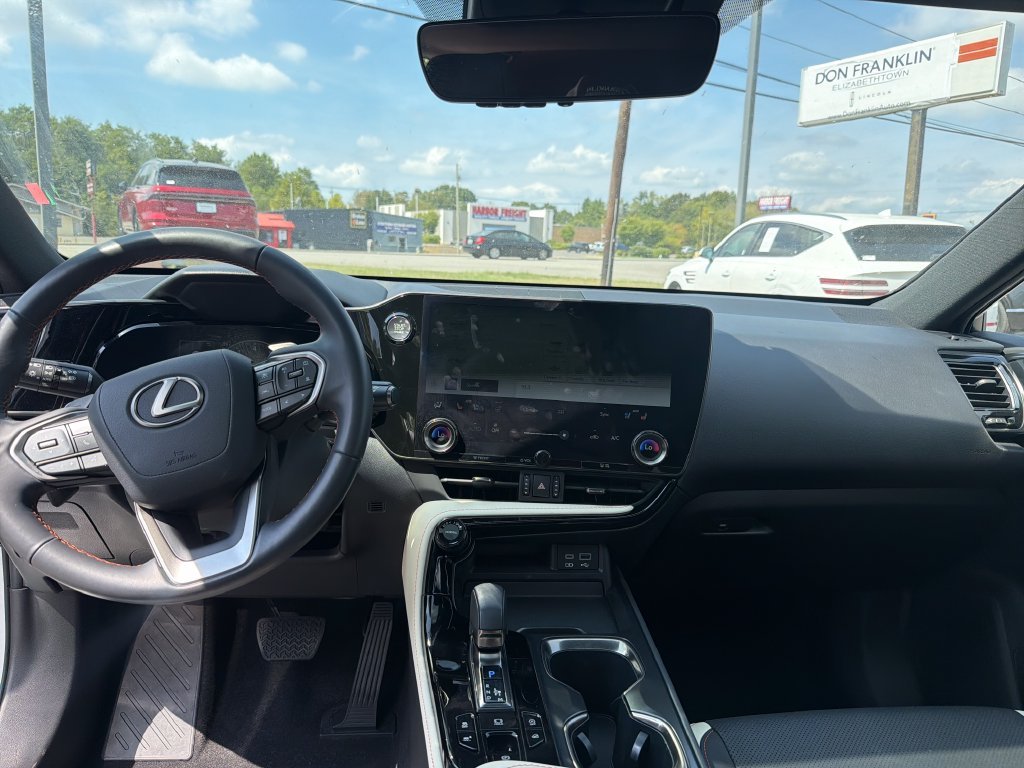 Used 2023 White Lexus 350 Premium image 16