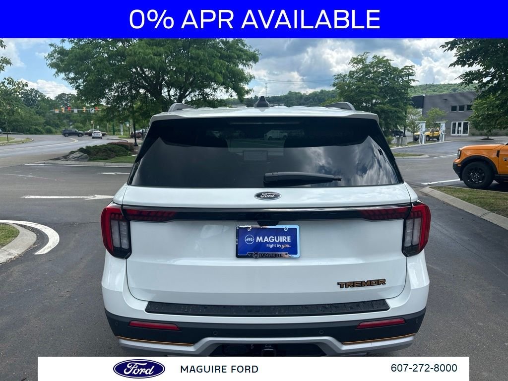 New 2026 White Metallic Ford Tremor® image 5