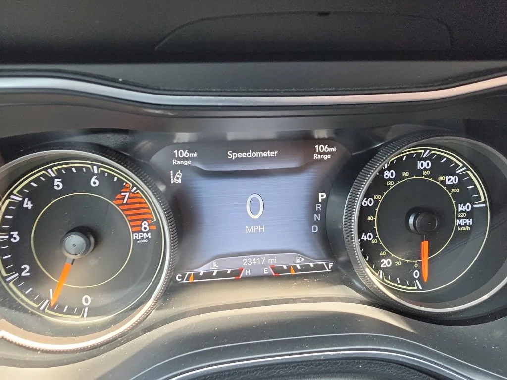 Used 2020 Gray Jeep Limited image 17