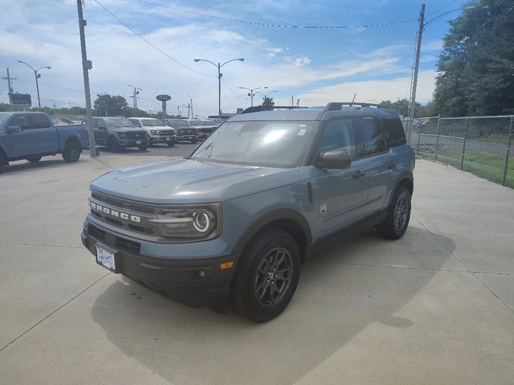 Used 2024 Azure Gray Metallic Ford Big Bend image 3