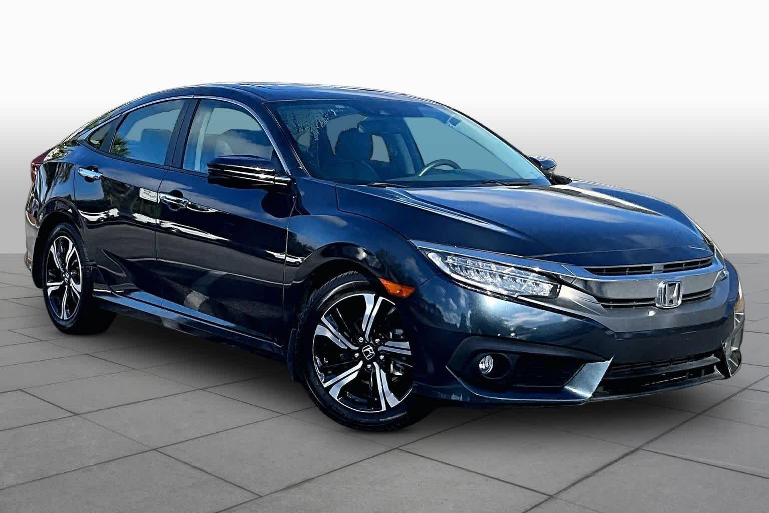 Certified Used 2017 Cosmic Blue Metallic Honda Touring image 3