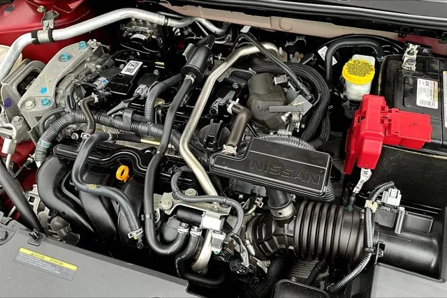 Used 2023 Red Nissan SV image 30
