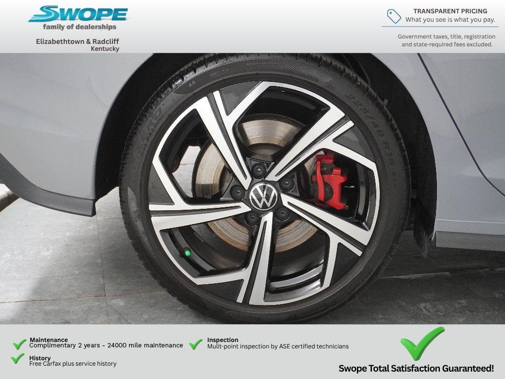 Used 2025 Moonstone Gray Volkswagen SE image 33