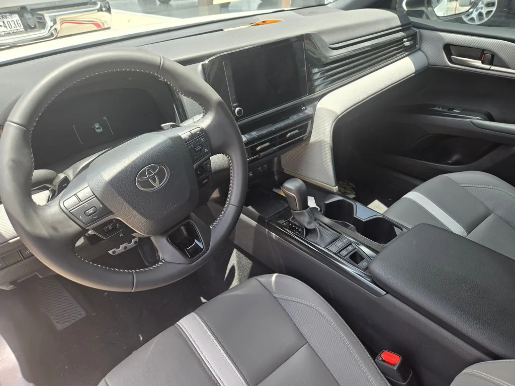 Used 2025 White Toyota SE image 10