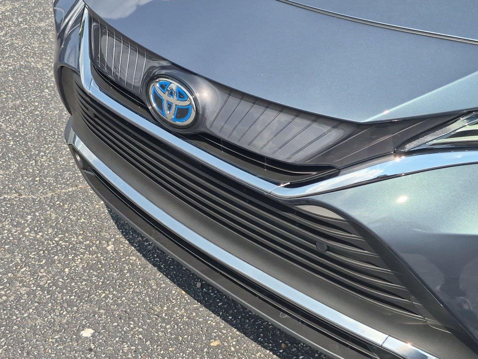 Used 2024 Coastal Gray Metallic Toyota XLE image 14