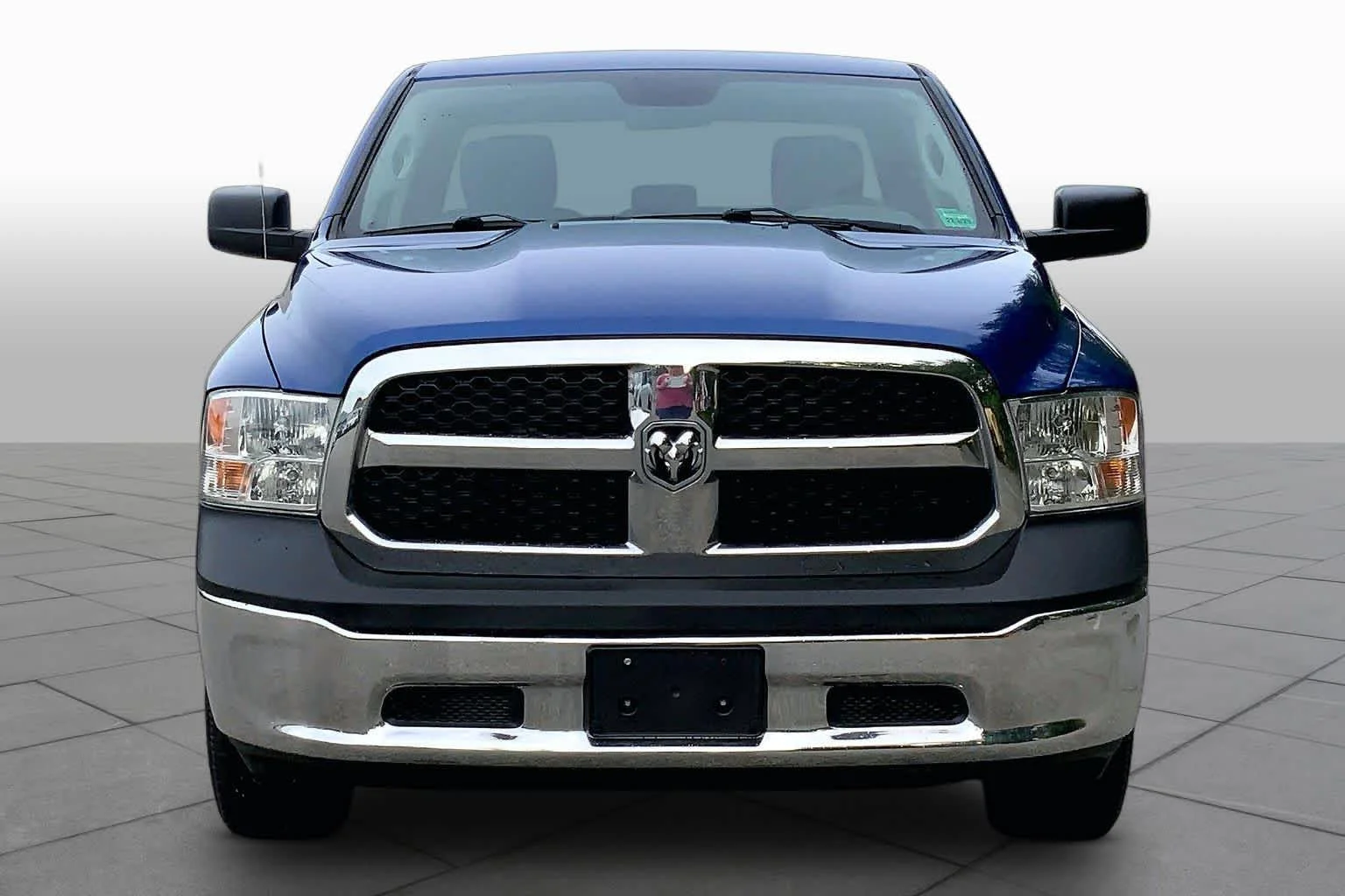 Used 2018 Blue Streak Pearlcoat Ram Tradesman image 4