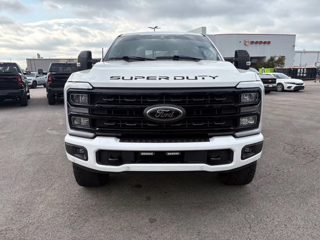 Used 2023 White Ford Lariat image 2